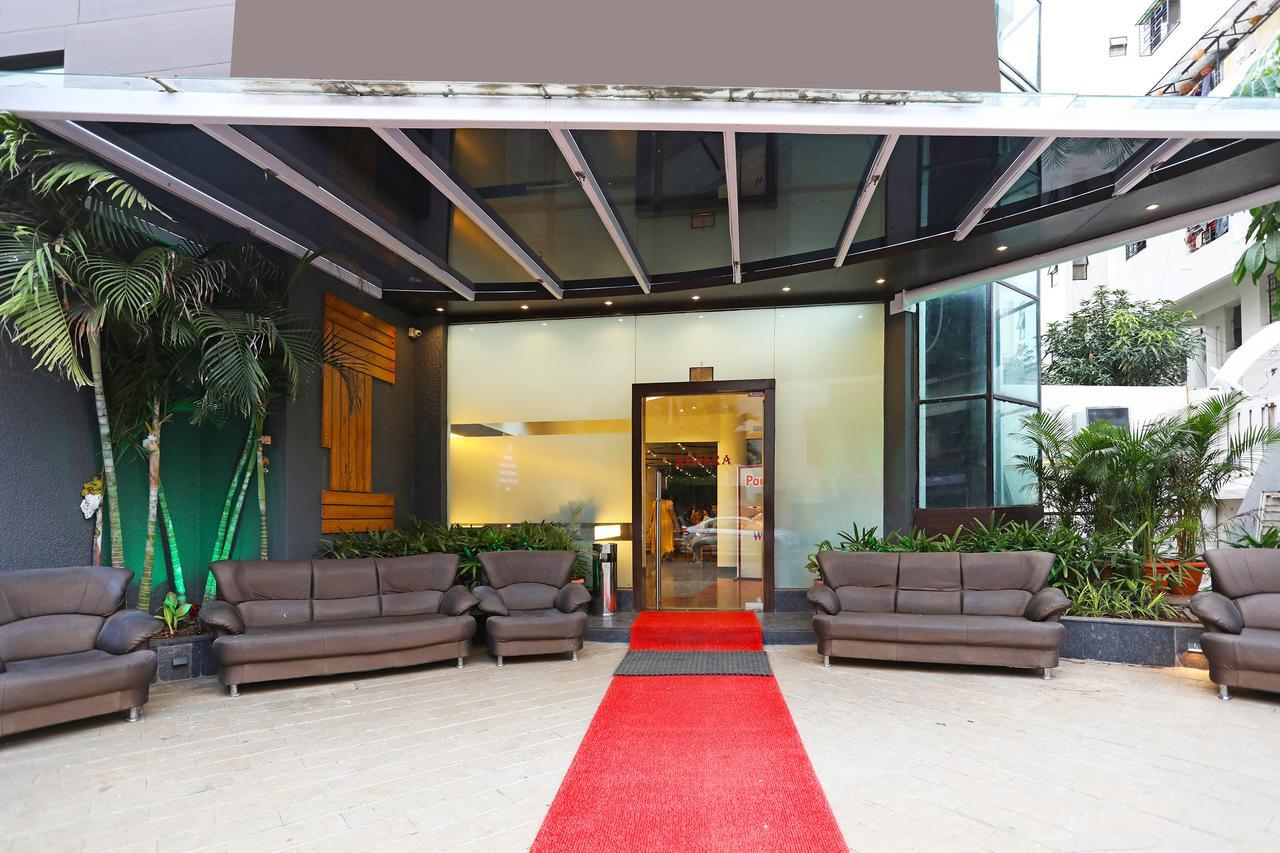 Oyo 10672 Hotel Riviera Nashik Exterior foto